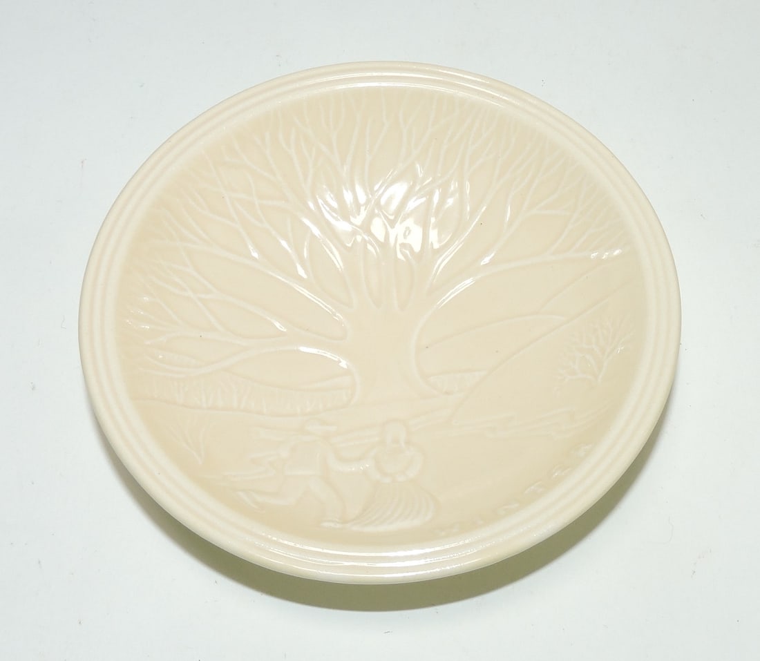 Fiesta 1940 World's Fair Four Seasons: dish, Winter, ivory