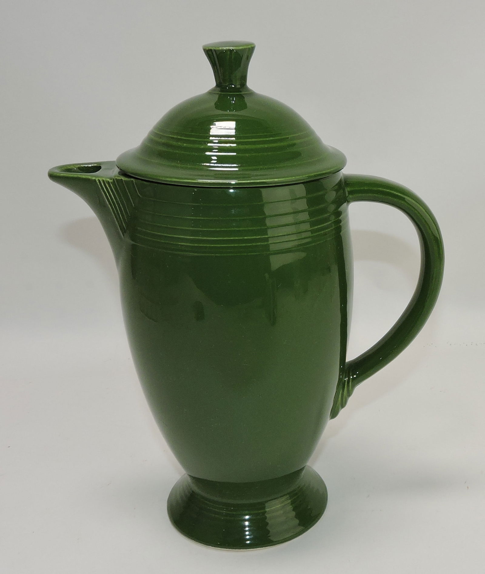 Fiesta coffee pot, dark green (1 of 1)
