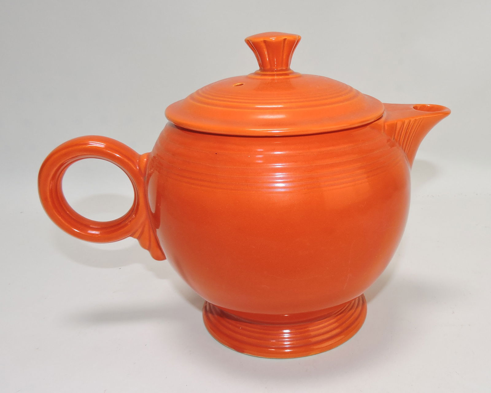 Fiesta large teapot, red (1 of 1)