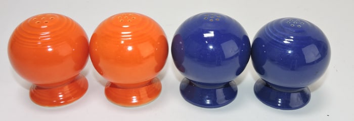 Fiesta salt & pepper group, pair red and