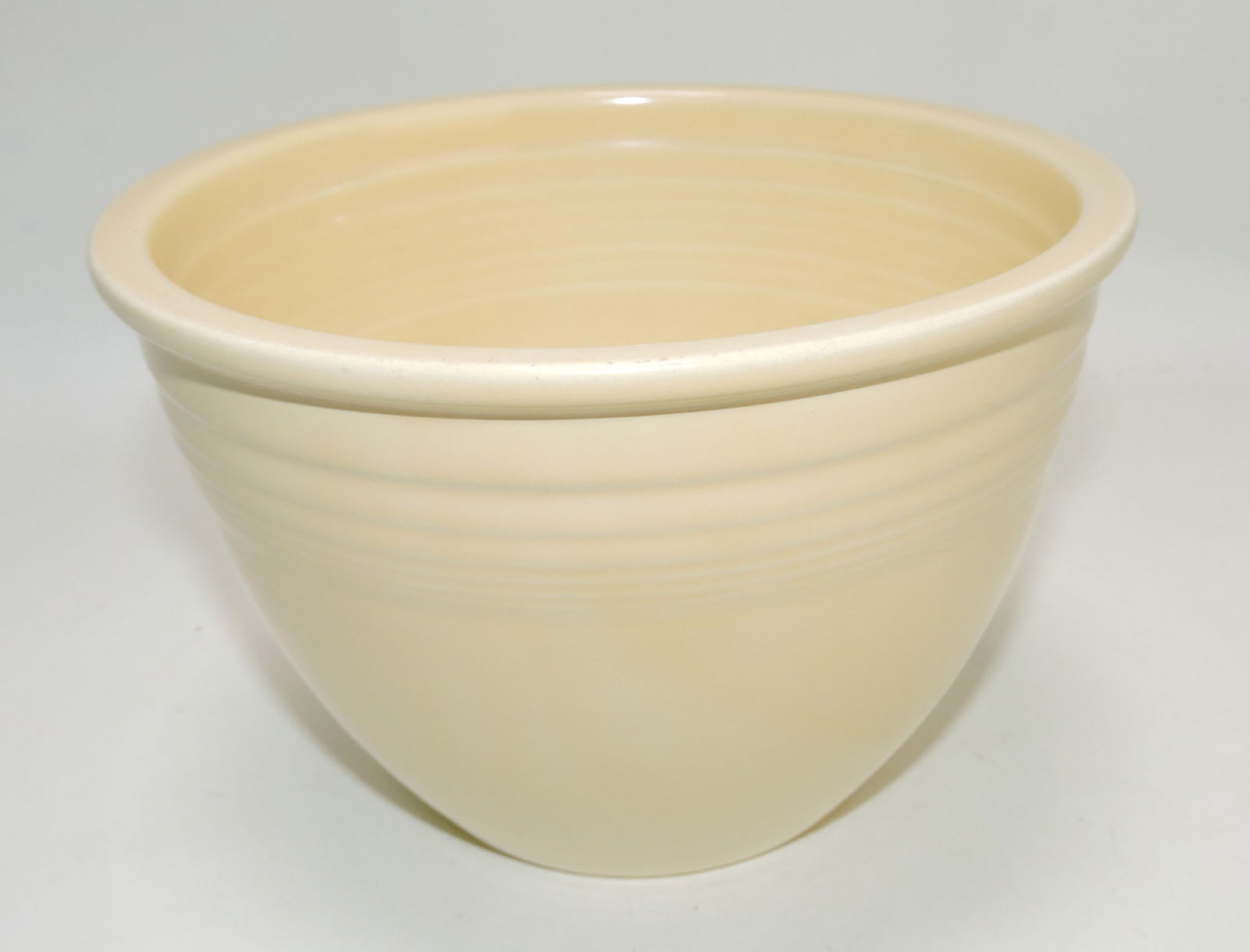 Fiesta #3 mixing bowl, ivory (1 of 1)