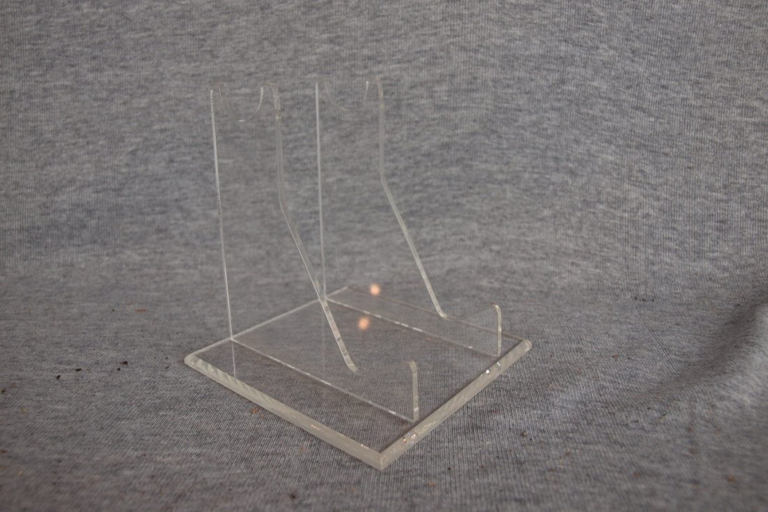 Box of 27 acrylic clear fishing lure stands, various : Box of 27 acrylic clear fishing lure stands, various sizes