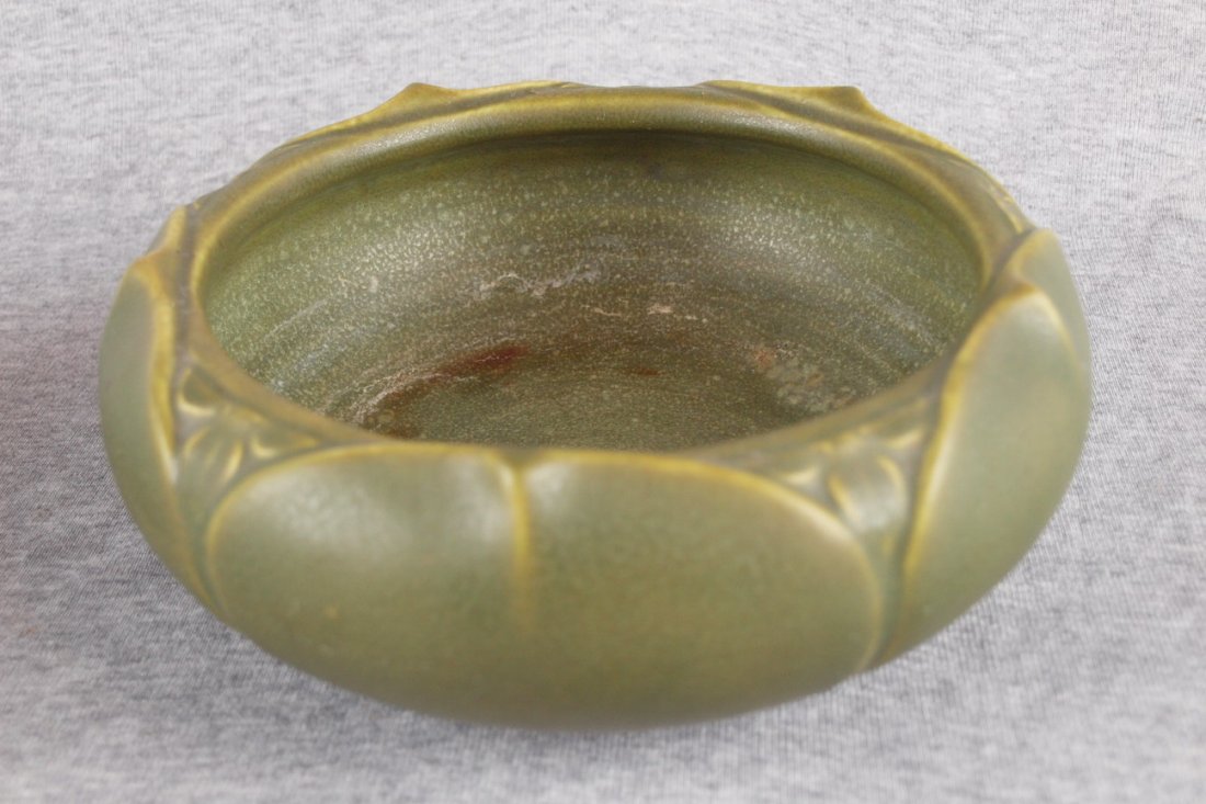 Rookwood art pottery water lily bowl, 8"d, 1940, #21