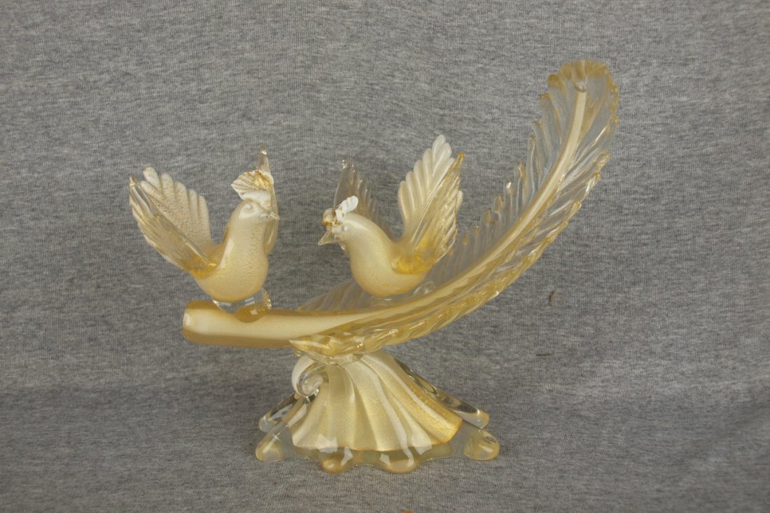 Murano style art glass figure of a pair of doves on 