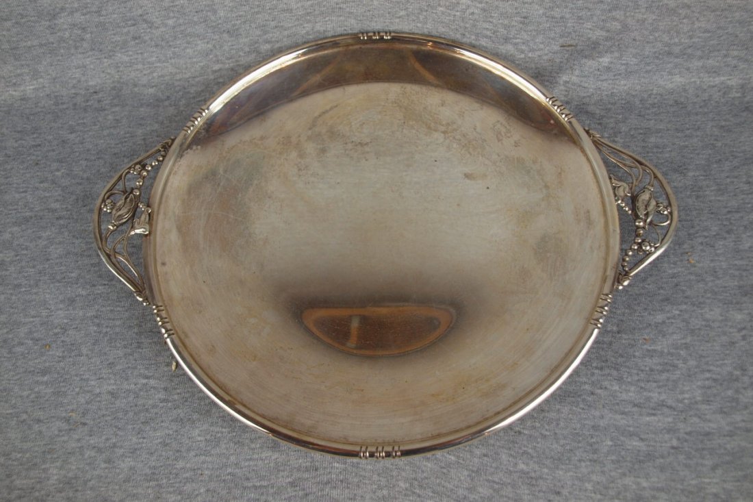 Sterling silver tray with floral handles, 21 oz 