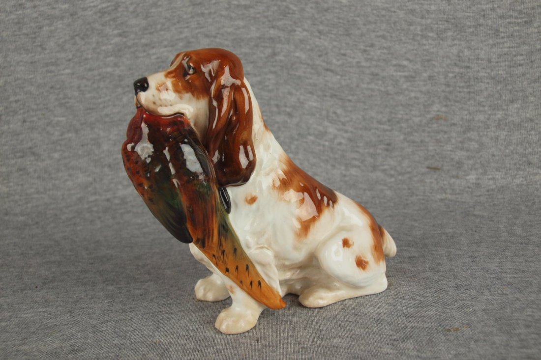 Royal Doulton figure of dog with pheasant, 5 1/2", #