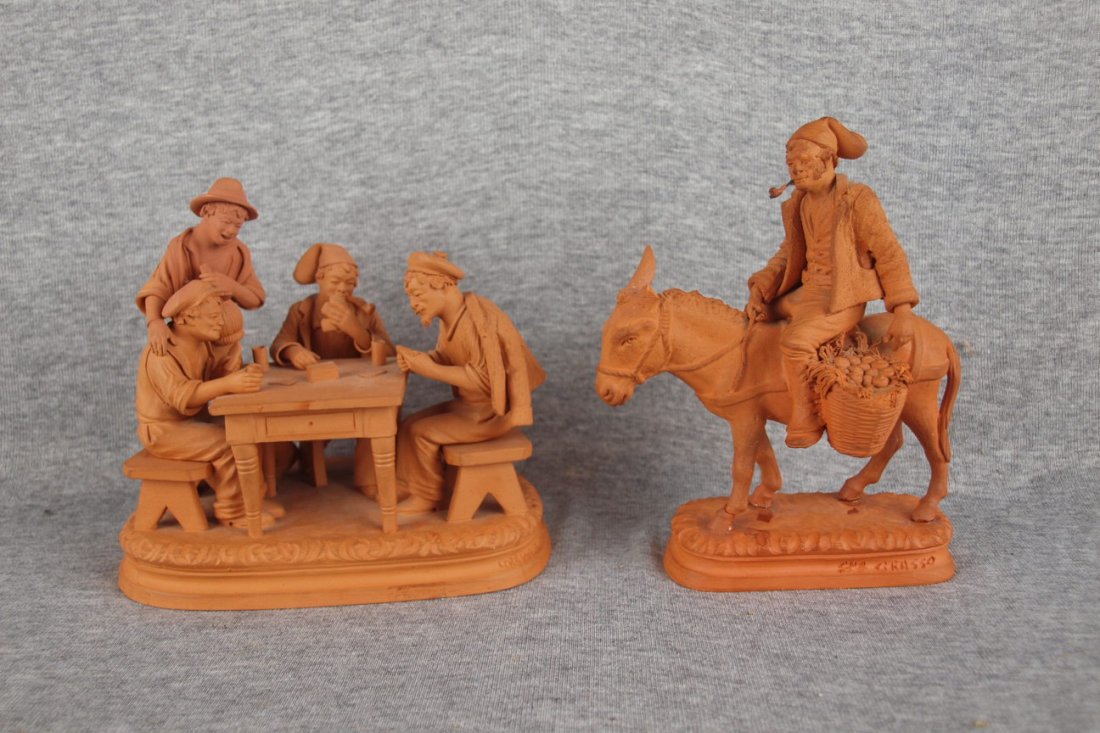 Italian Grasso lot of 2 figures - men playing cards 