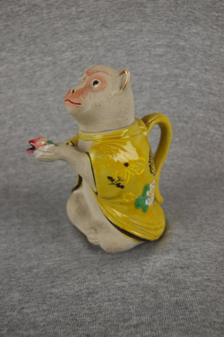 Japanese Banko ware figural teapot of monkey, 6" 