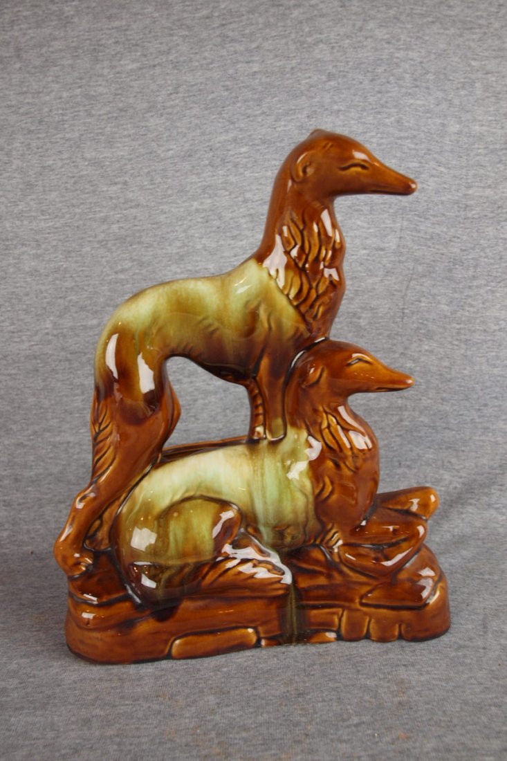 1950's Modern Retro TV lamp of pair of dogs, no lamp,