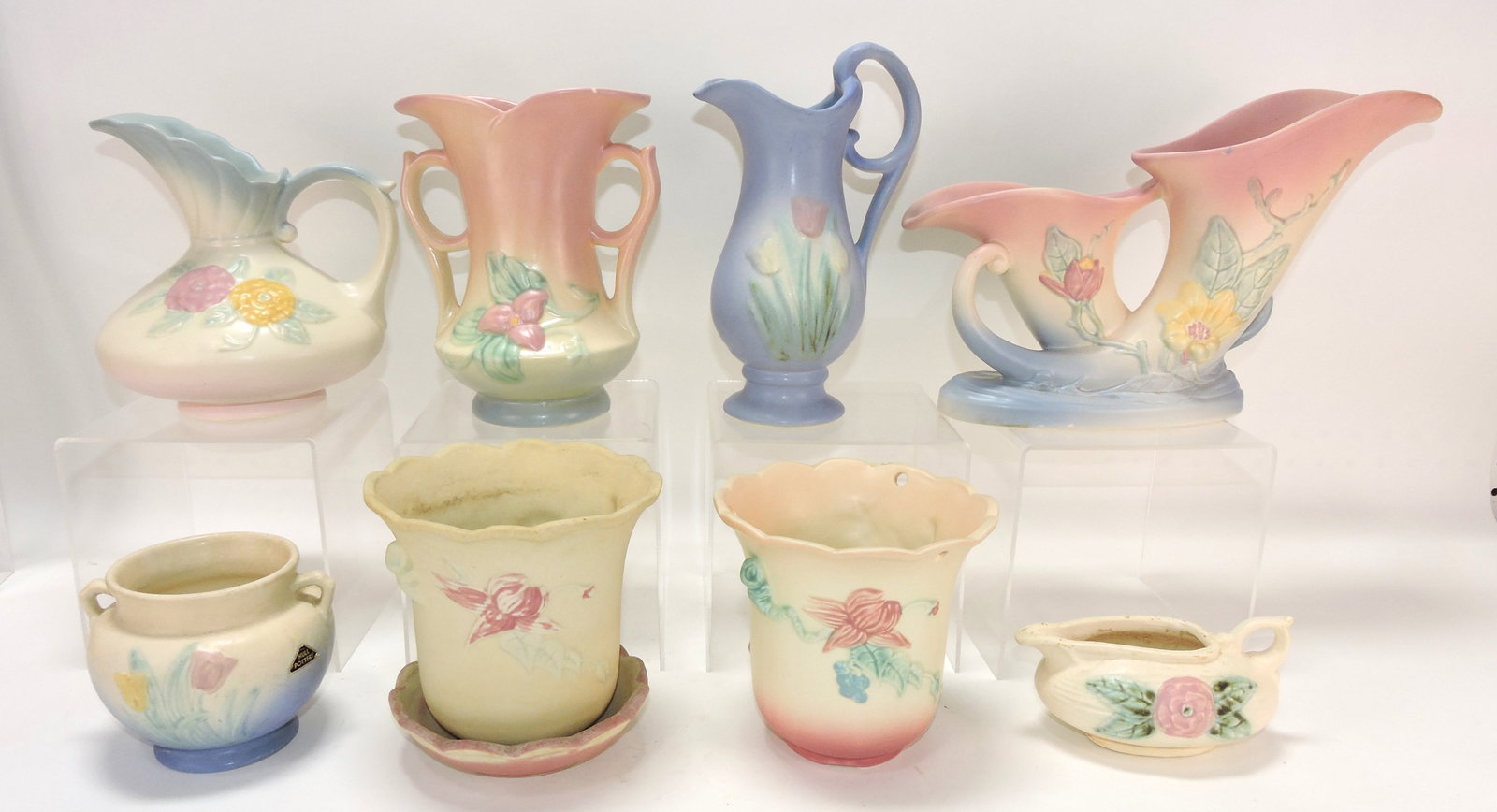 Hull Pottery lot of 8 pieces, (1 of 1)