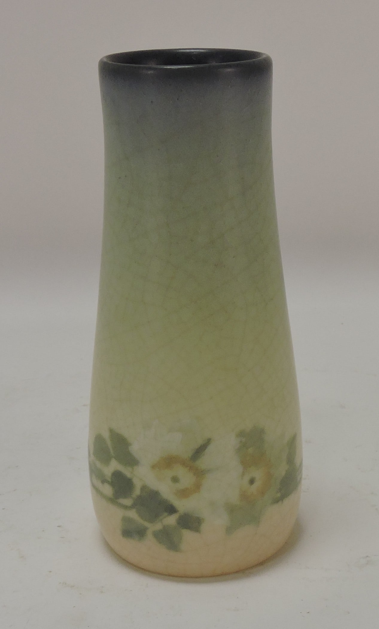 Rookwood Vellum art pottery vase (1 of 2)