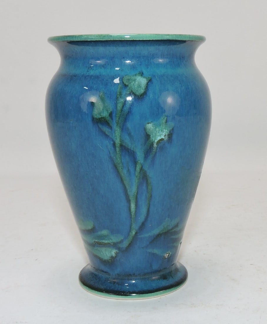 Art pottery 4" vase (1 of 3)