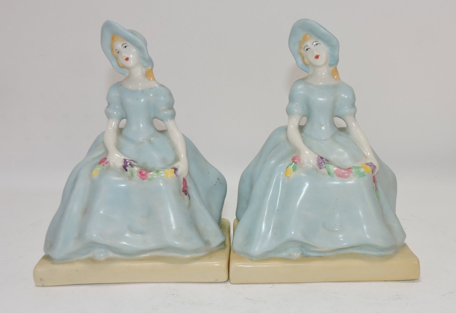 Fulper pottery pair of lady bookends, 7": .