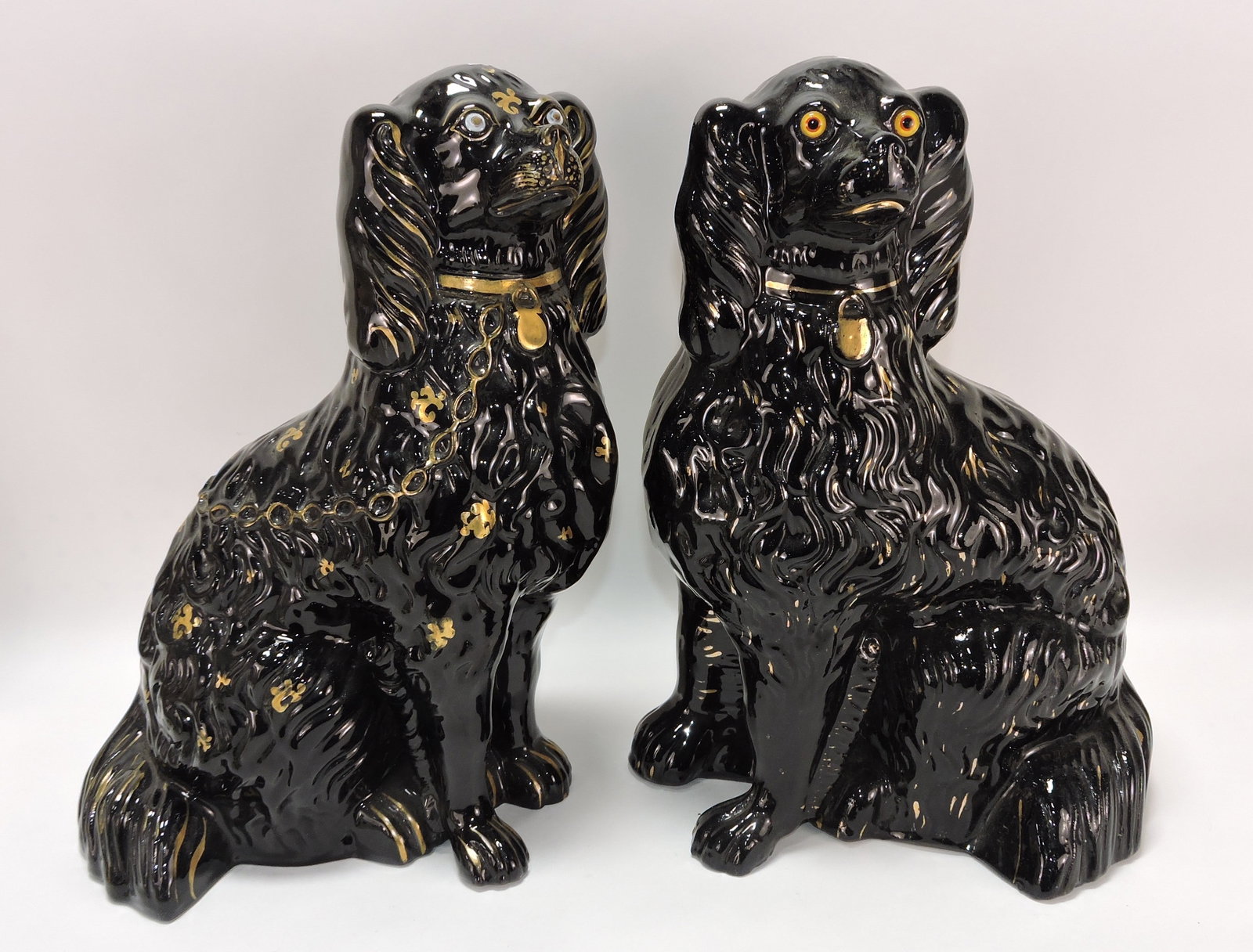 Staffordshire Jackfield black spaniels (1 of 1)