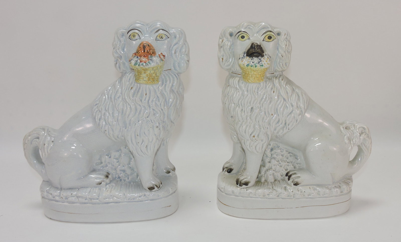 Staffordshire lot of 2 flower basket (1 of 1)