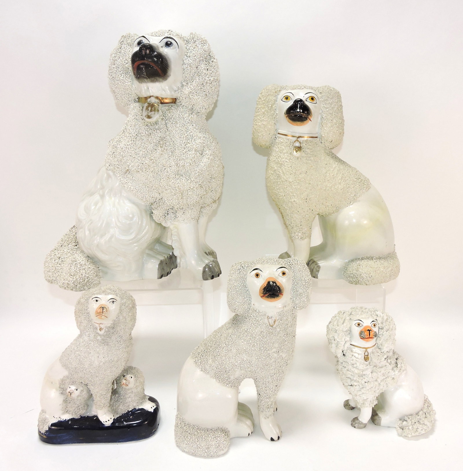 Staffordshire lot of 5 poodle dog (1 of 1)