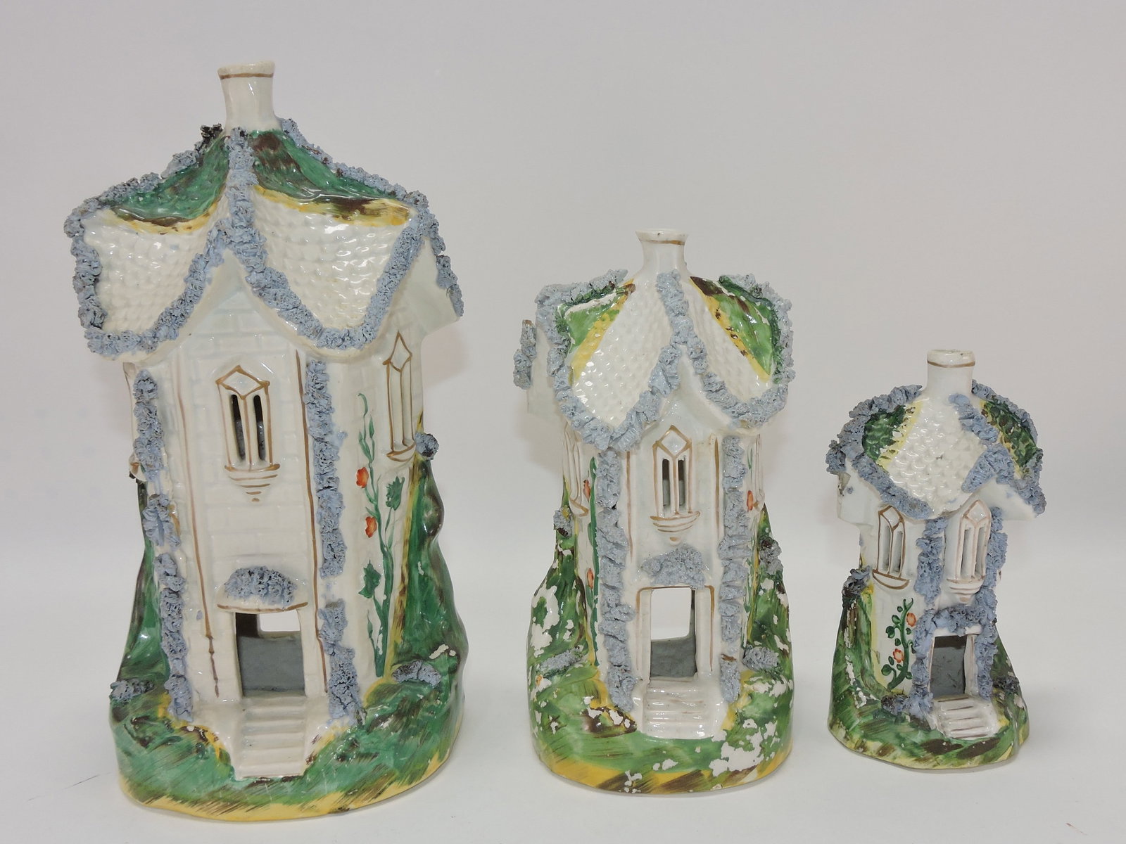 Staffordshire lot of 3 cottage pastille (1 of 1)