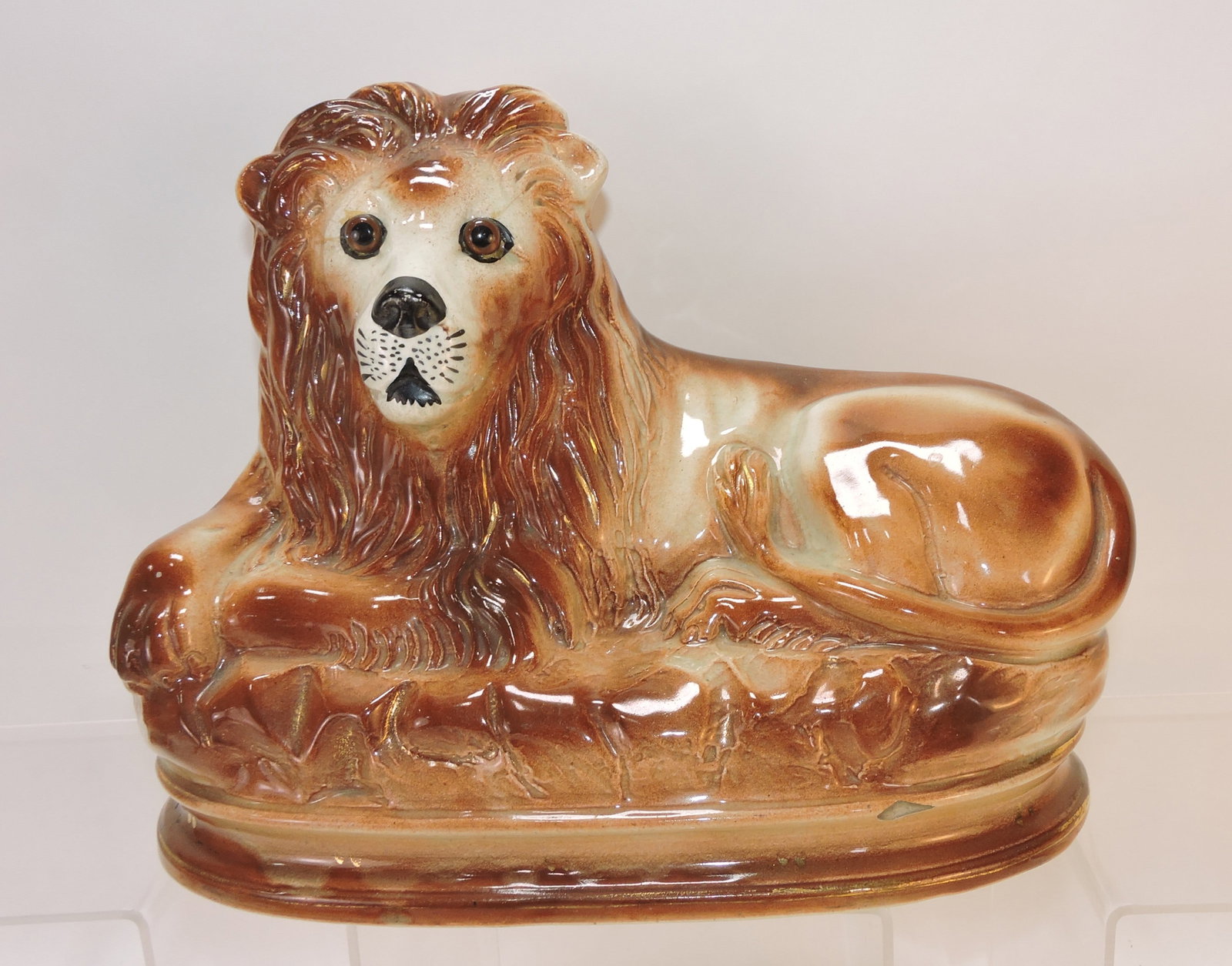 Staffordshire lion figure, small chip, (1 of 1)