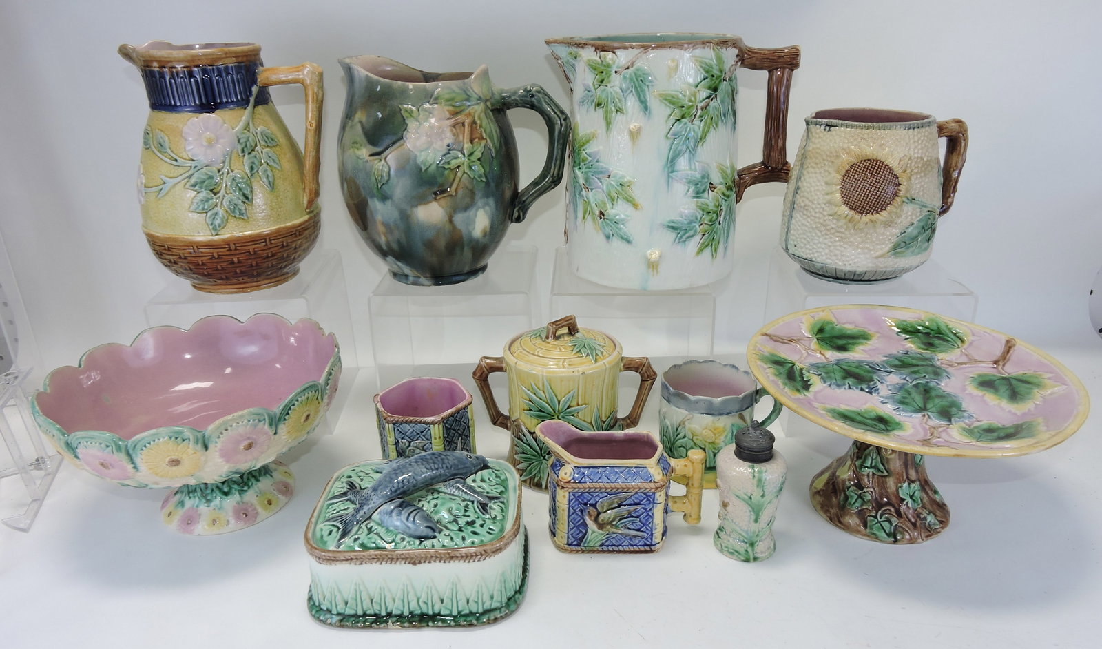 Etruscan majolica lot of 12 pieces,: various condition