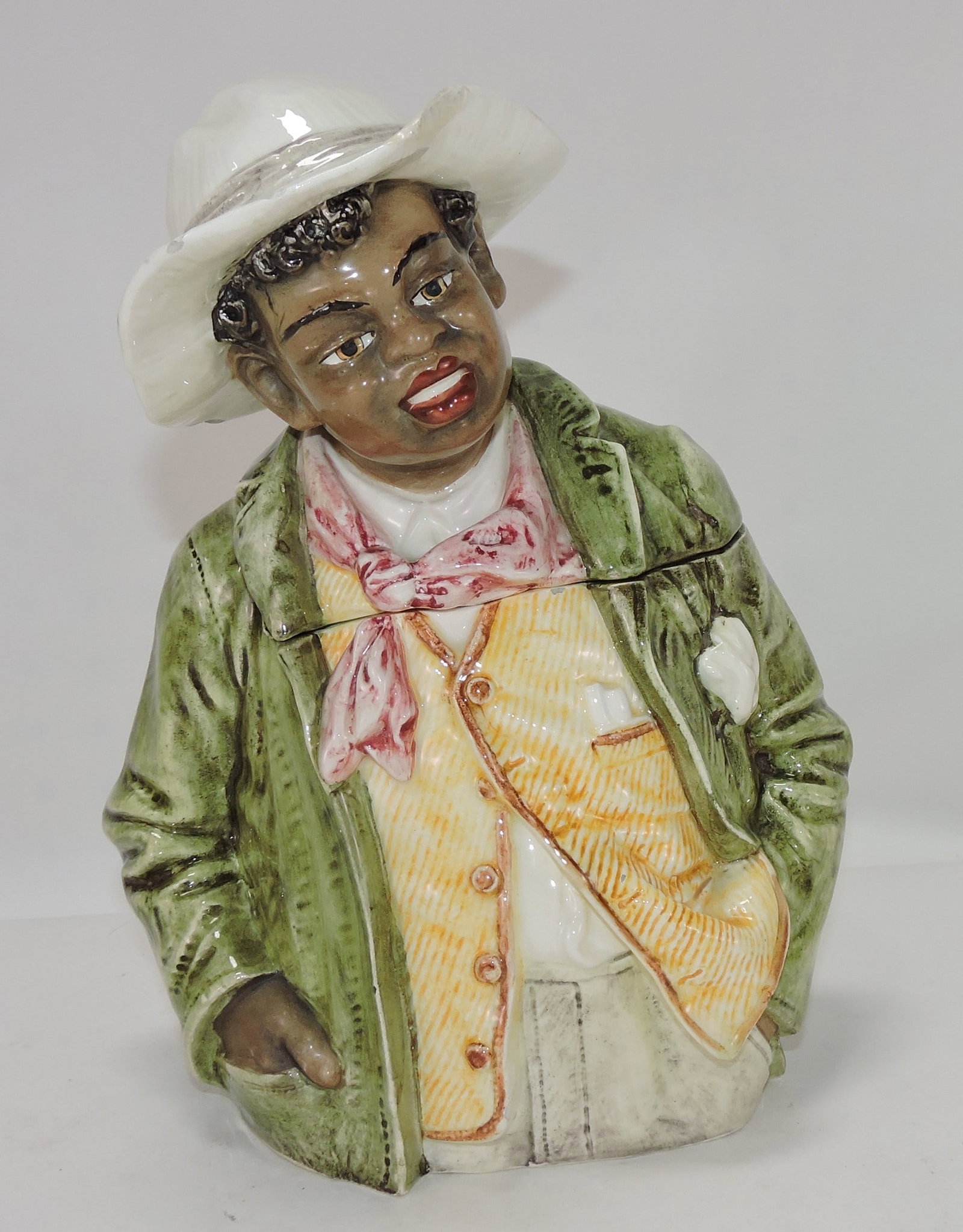 Black Americana majolica large (1 of 1)