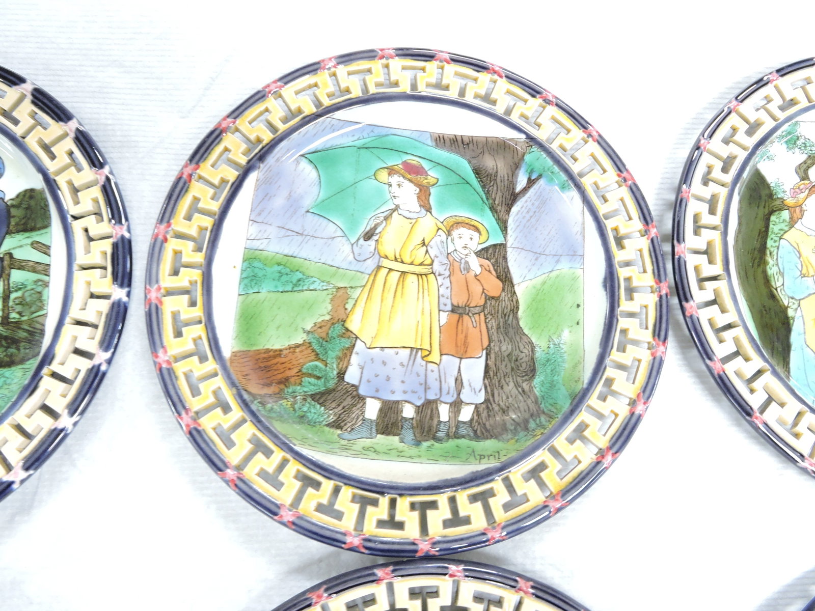 RARE Wedgwood majolica set of - 5