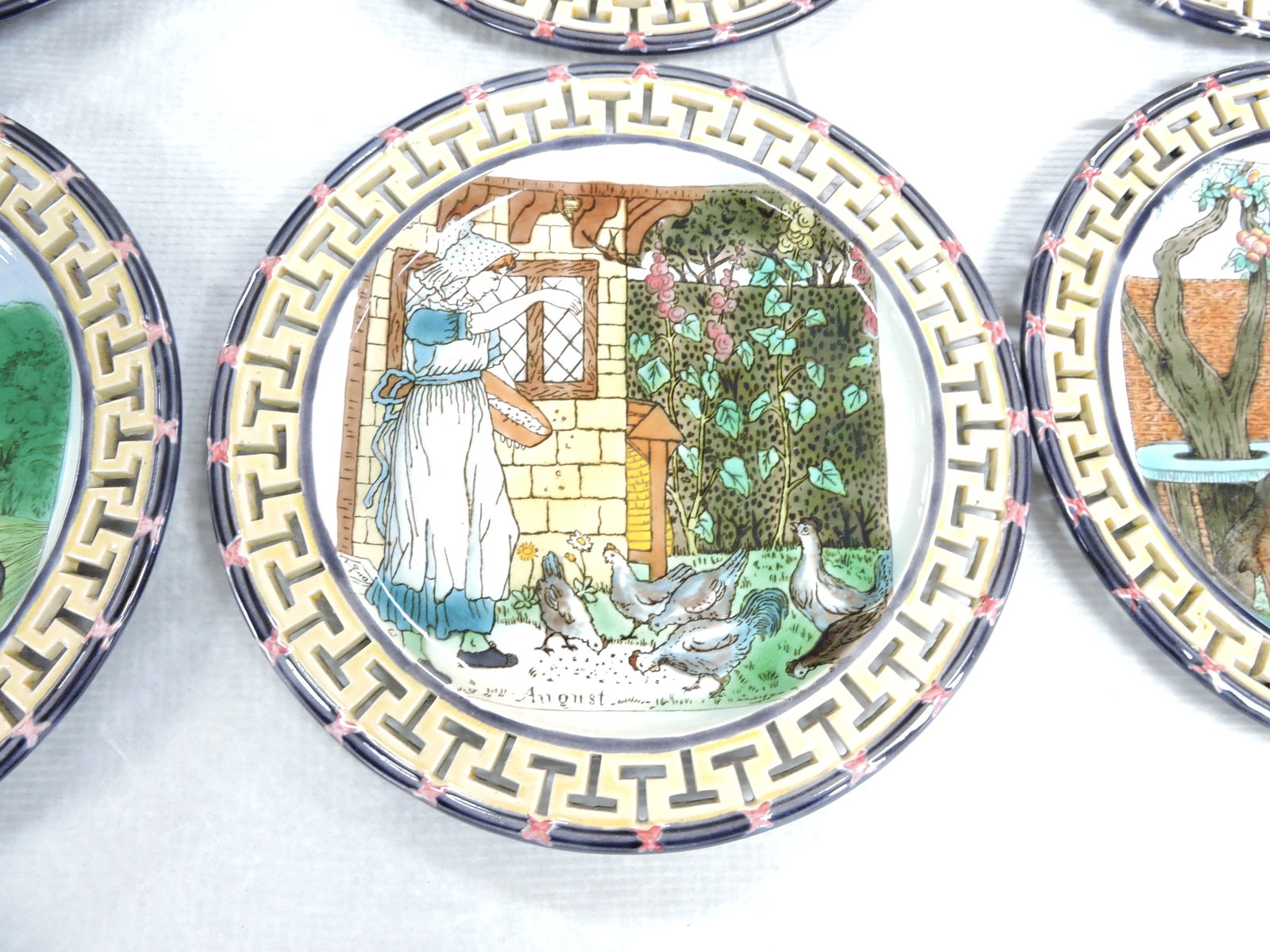 RARE Wedgwood majolica set of - 8