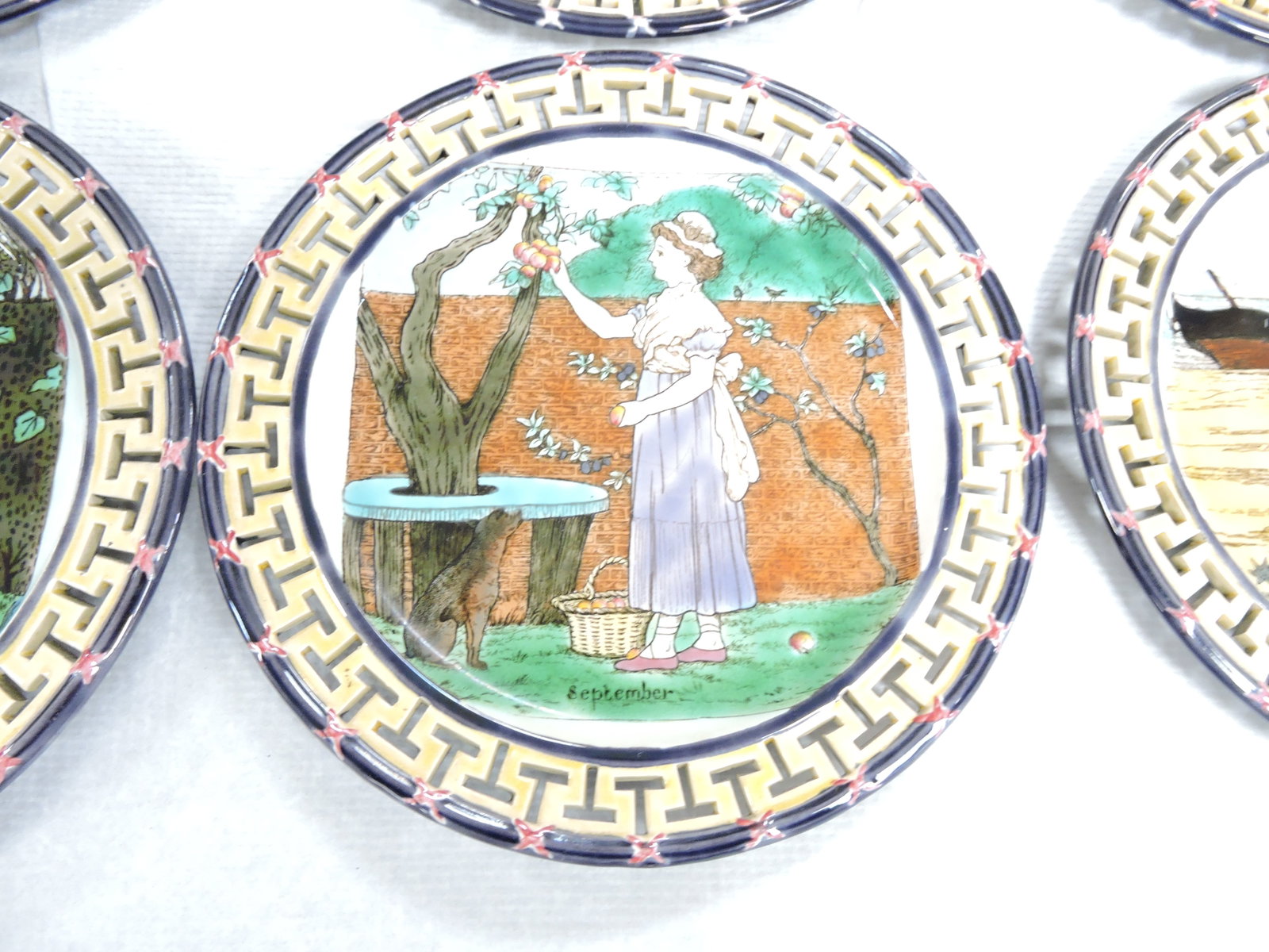 RARE Wedgwood majolica set of - 9