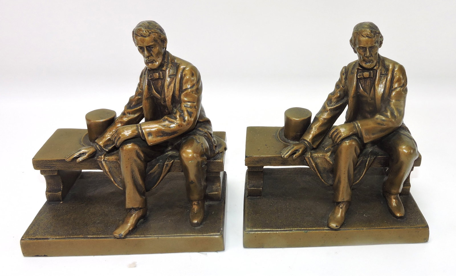 Abraham Lincoln pair of bookends,: 6 1/2"