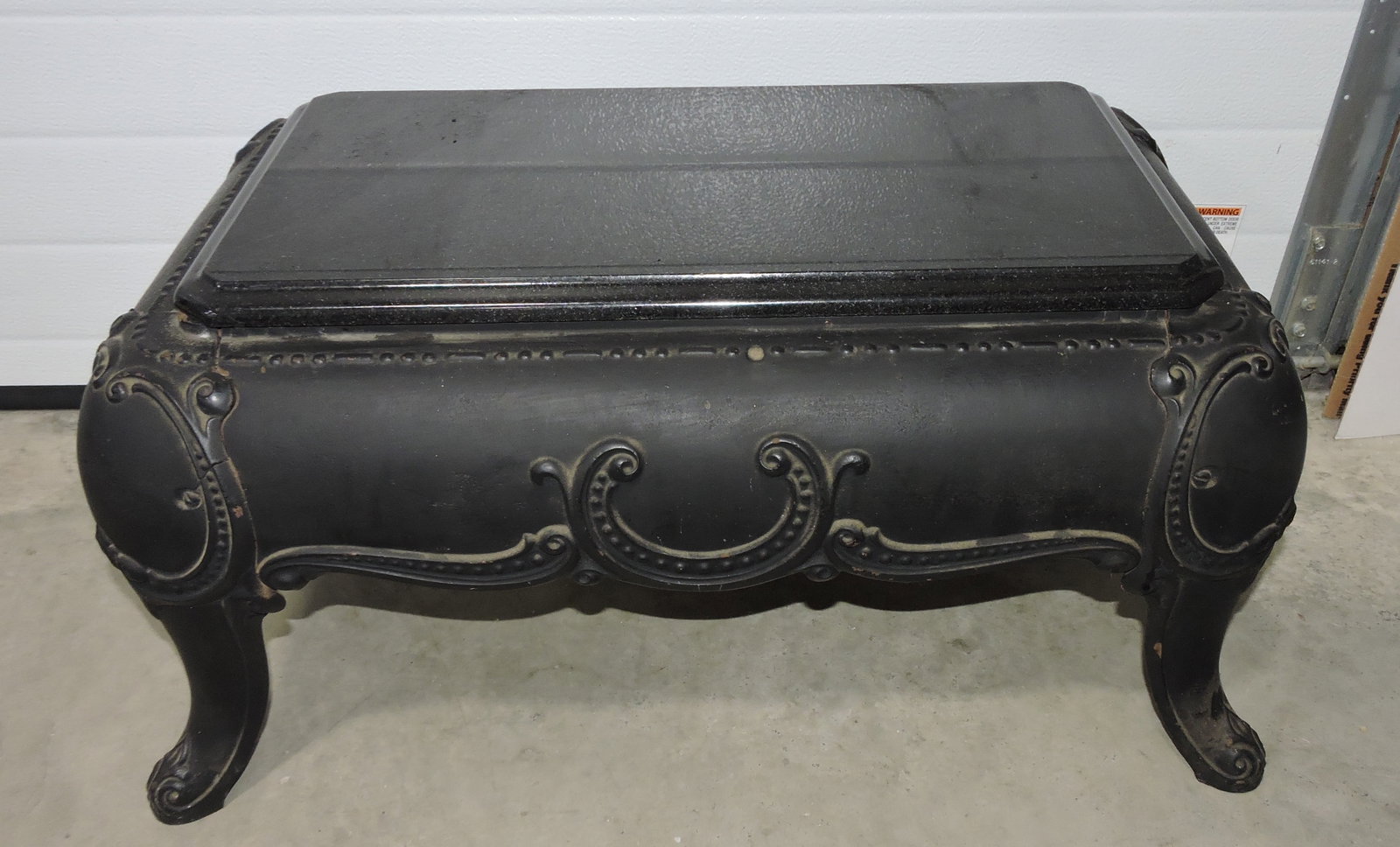 Iron coffee table with black marble top,: 14"x29"x18"