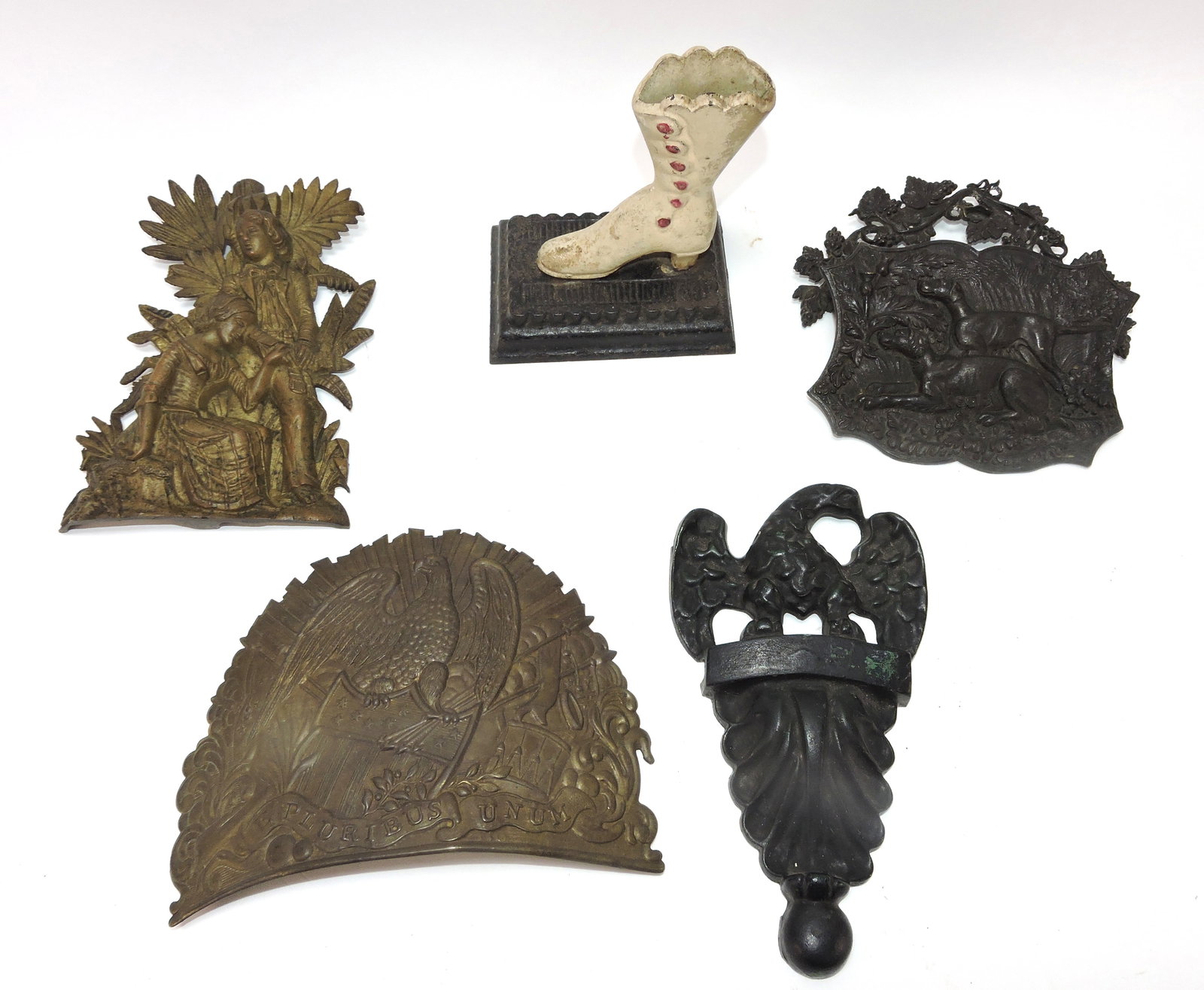 Iron and brass lot of 5 items: .