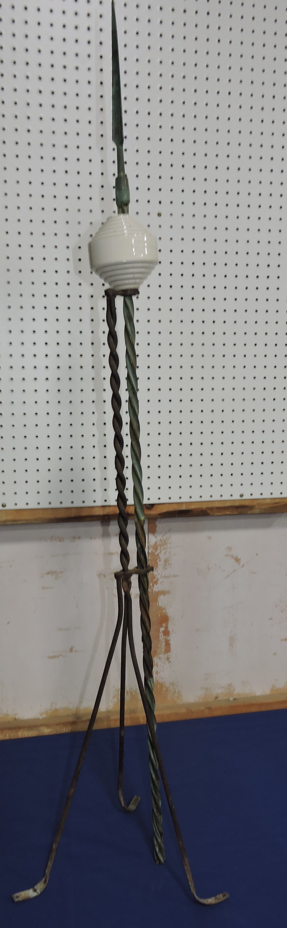 Lightning rod with ball, 52": .