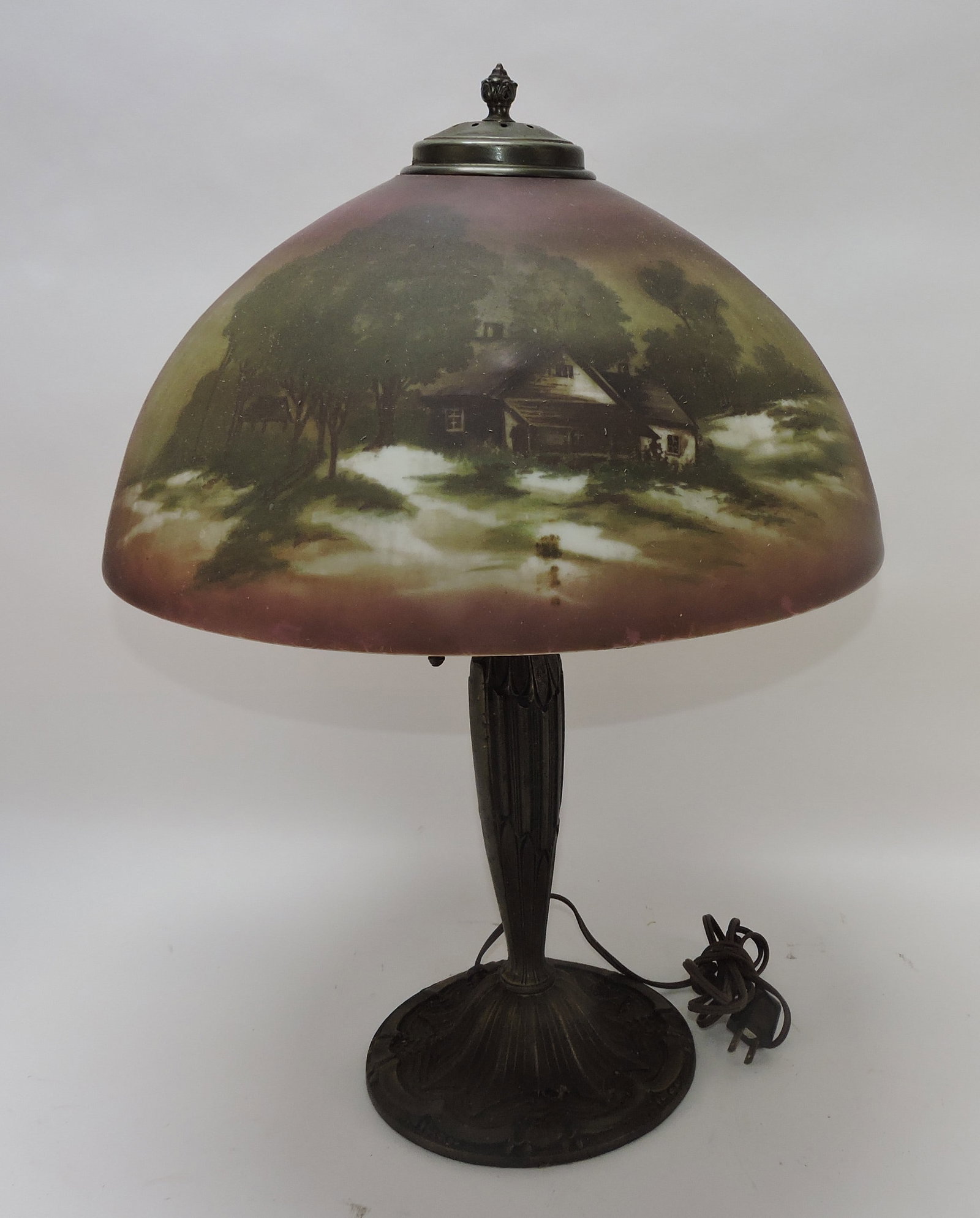 Table lamp with cottage scene shade, (1 of 1)