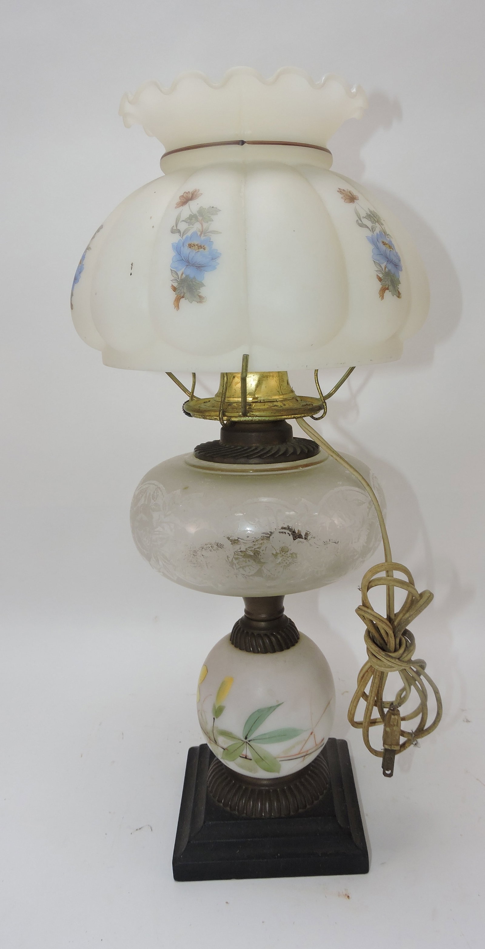 Hurricane lamp: .