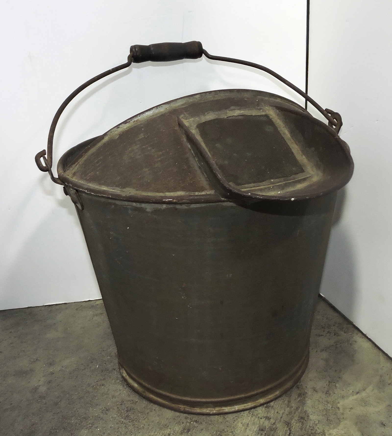 Tin bucket with pour spout: .