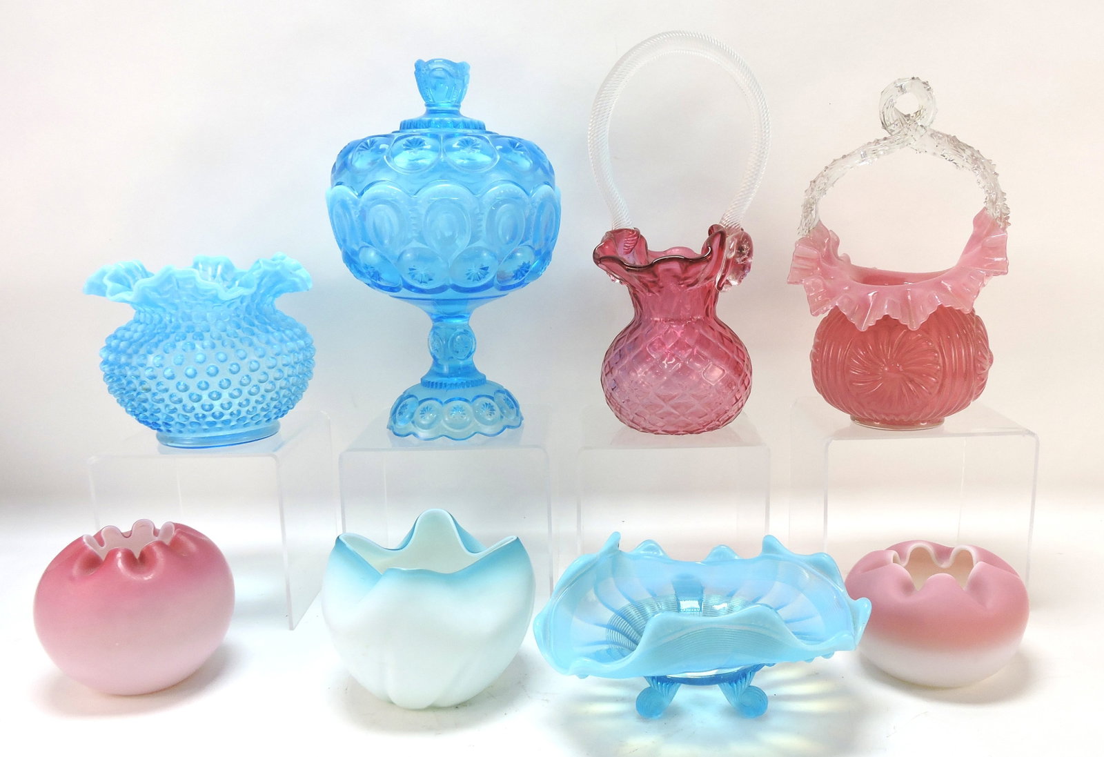 Fenton and other glass lot of 8 pieces (1 of 1)