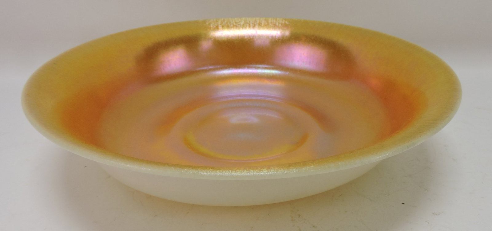 Gold Aurene Alcite art glass bowl,: 10 1/4"