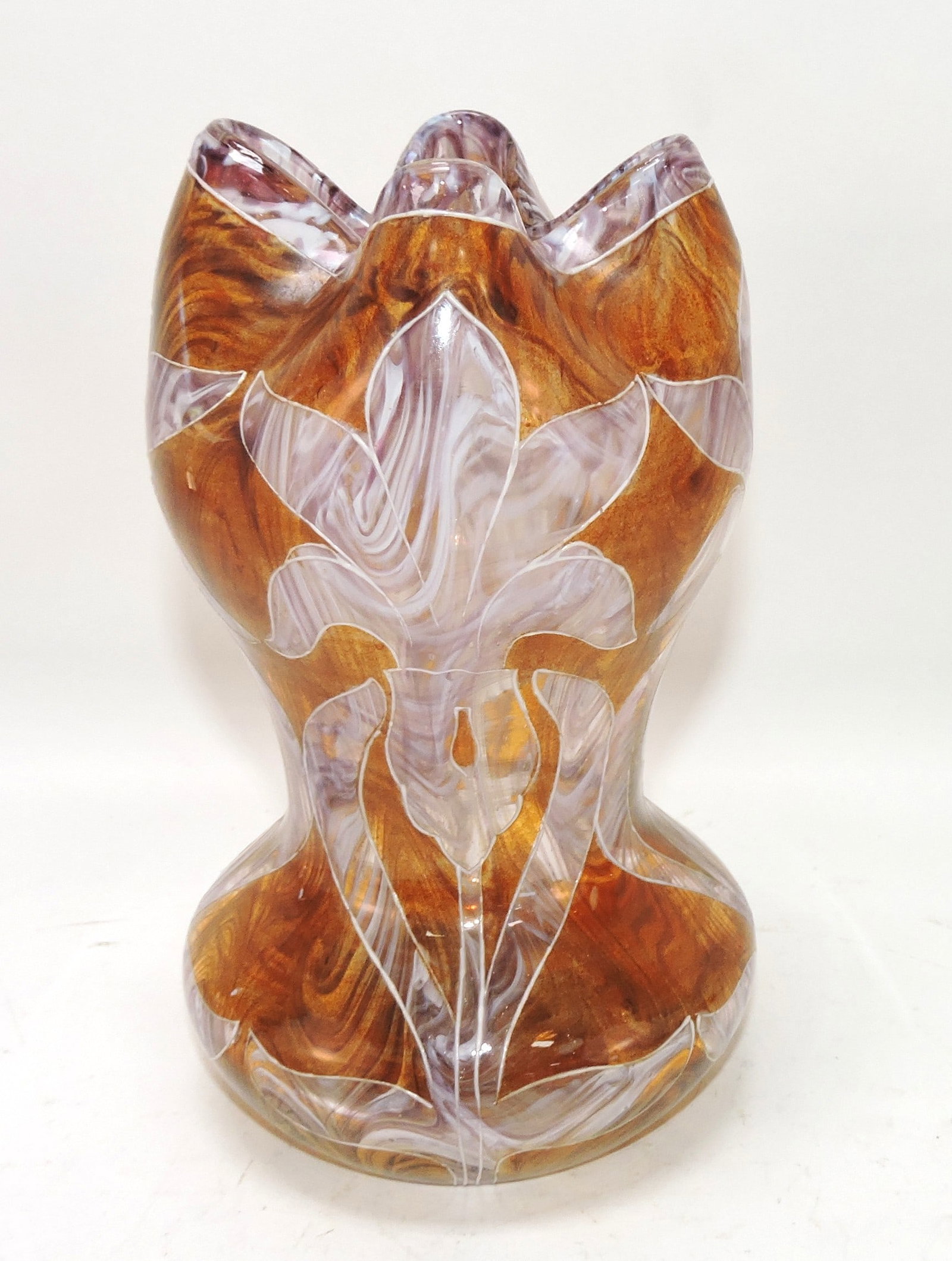 Art glass vase with crimped top, 8": .