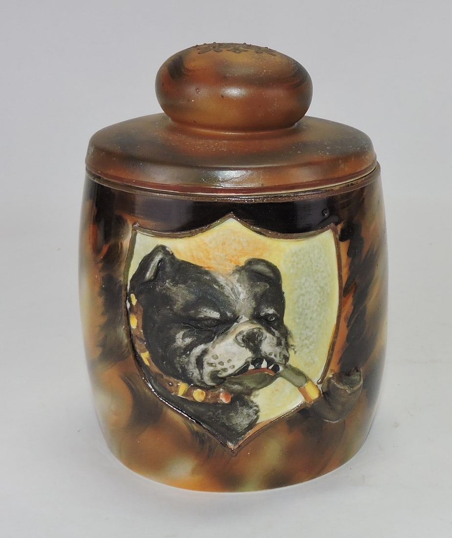 Nippon porcelain humidor with dog (1 of 1)