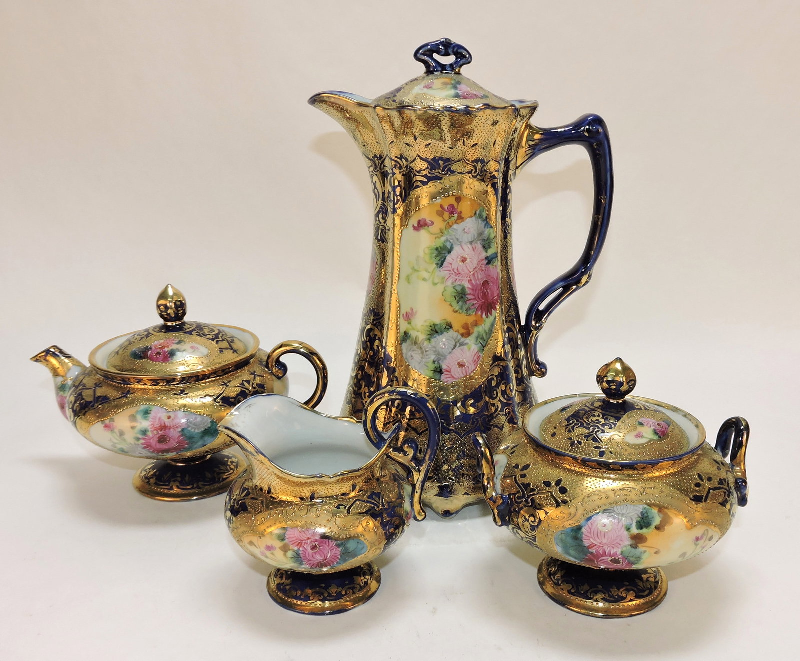 Nippon cobalt, gold, and floral (1 of 1)