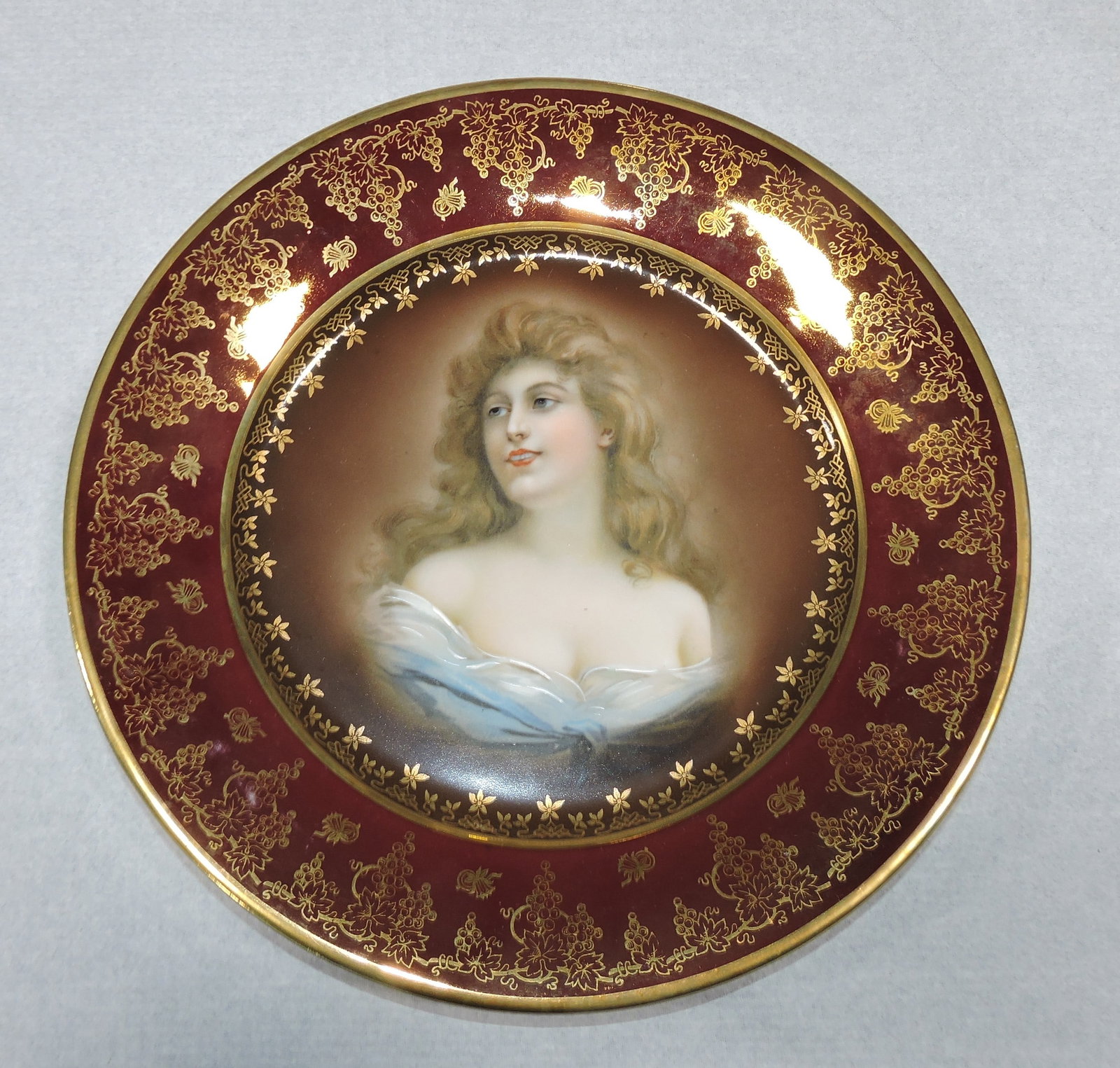 Royal Vienna Austrian Beehive (1 of 1)