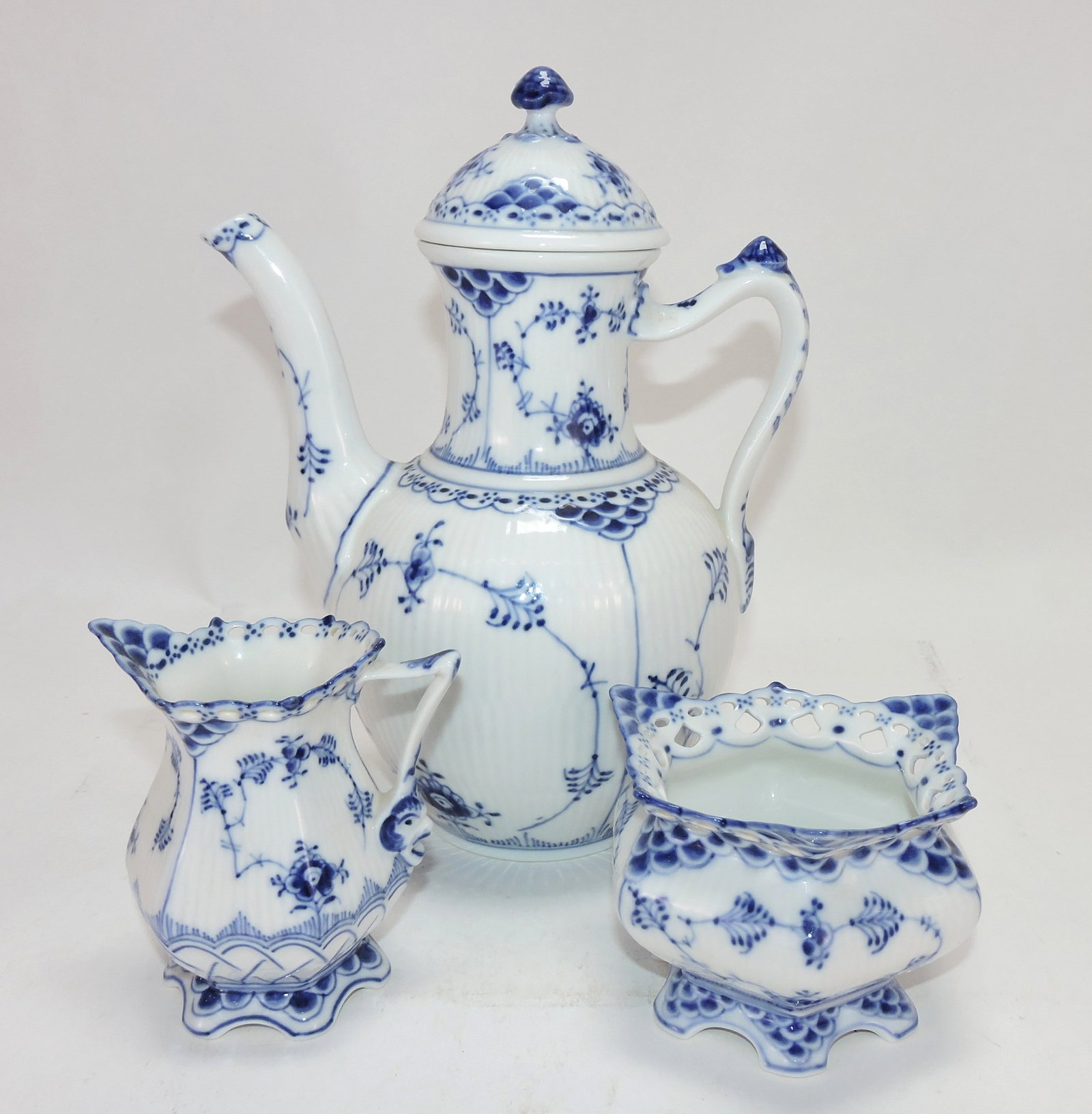 Royal Copenhagen Blue Fluted (1 of 1)