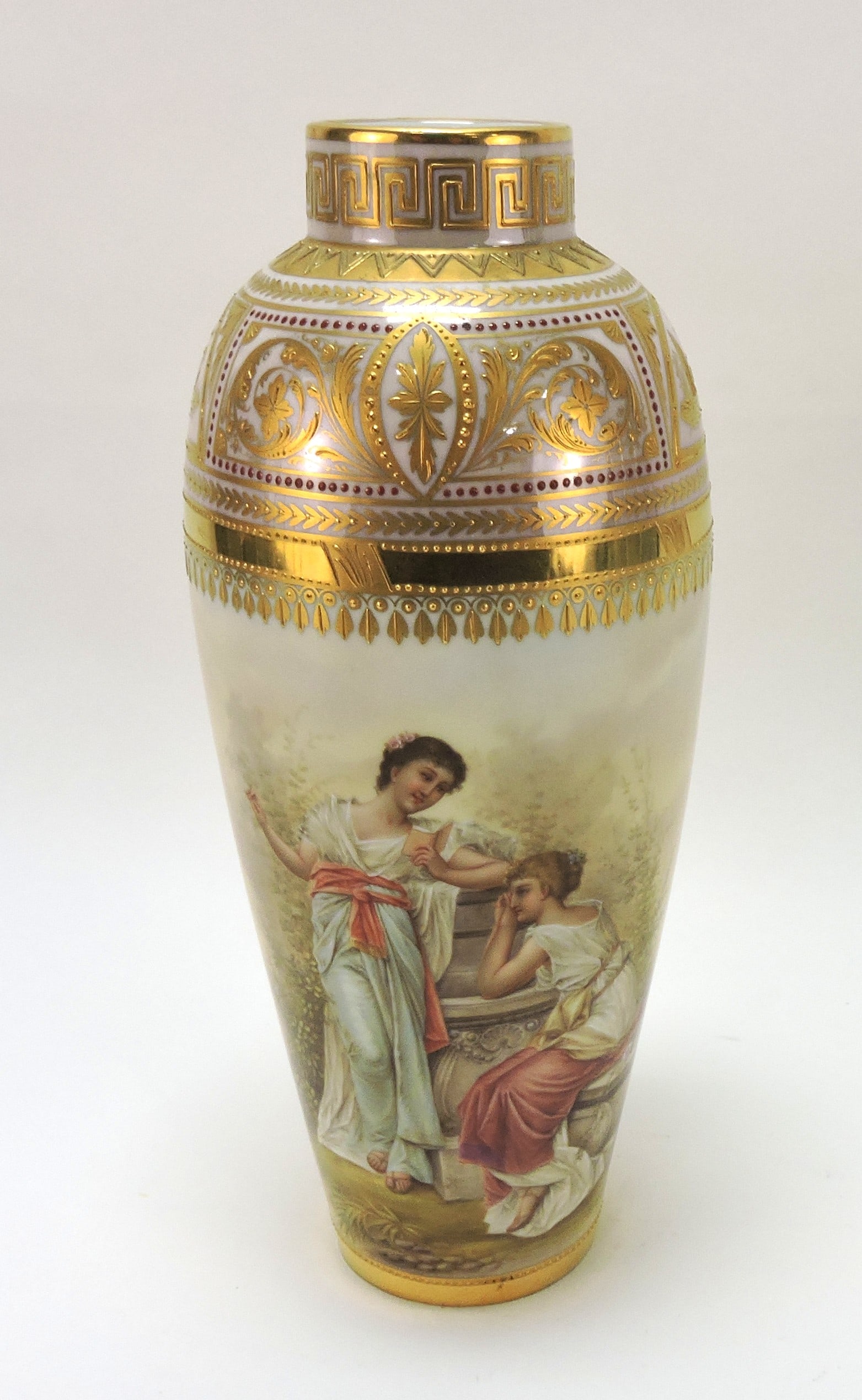 Fine Royal Vienna Austrian Beehive (1 of 2)