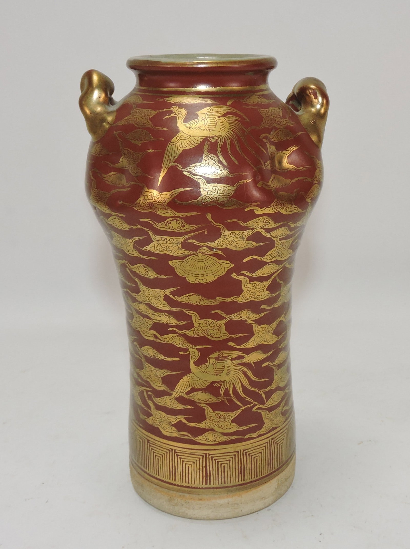 Oriental vase, 7 1/2": .