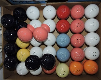 Fiesta Post 86 lot of 30 shakers, 19 pair,