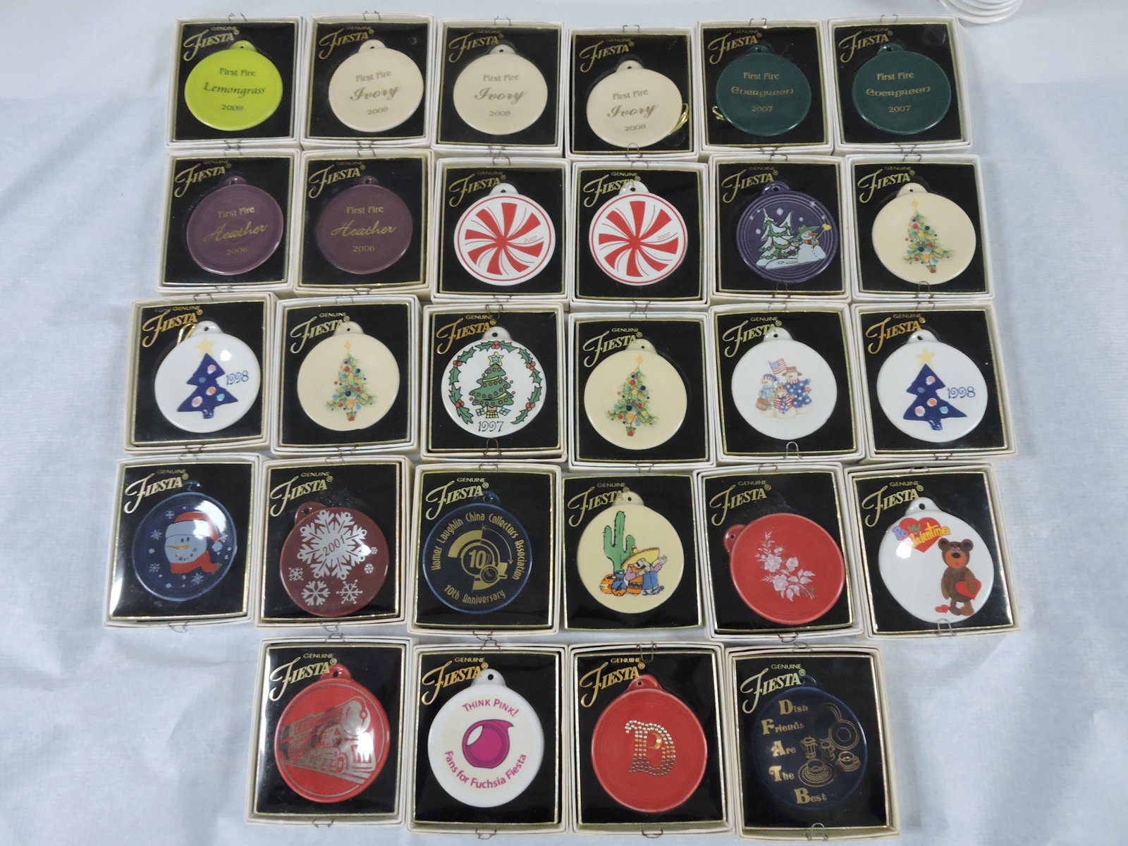 Fiesta Post 86 lot of 28 ornaments: .