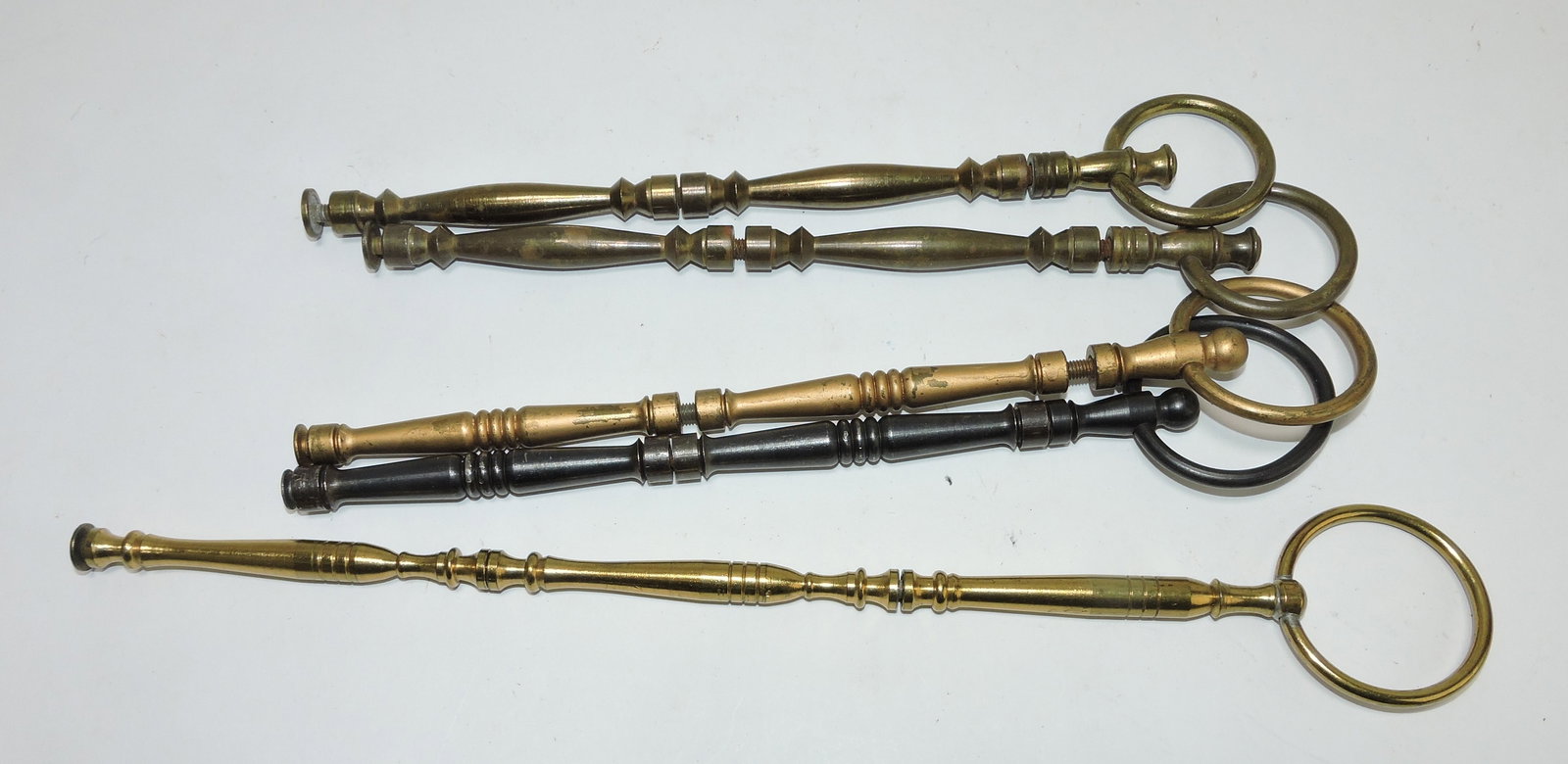 Lot of 5 tidbit tray handles: .