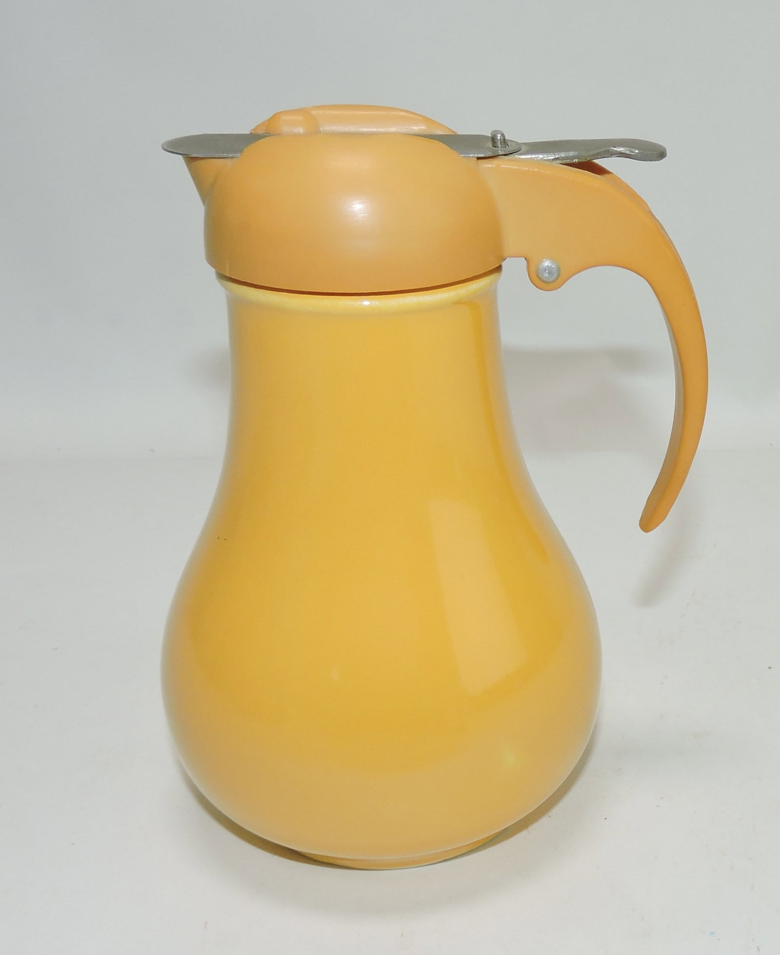 Fiesta syrup, yellow: .