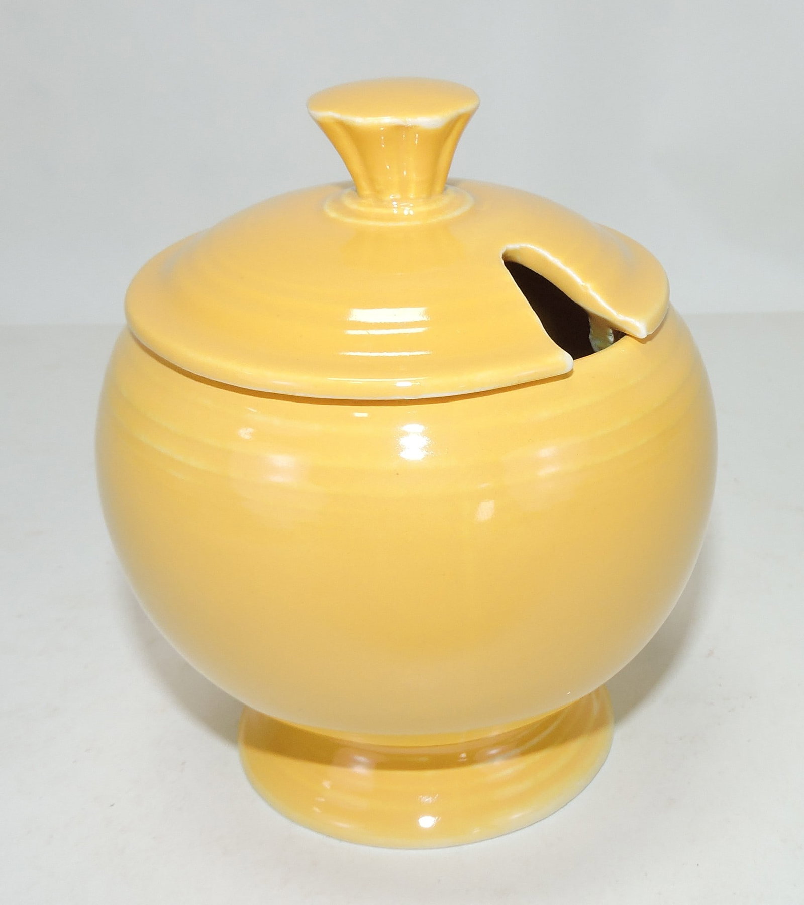 Fiesta marmalade, yellow (1 of 1)