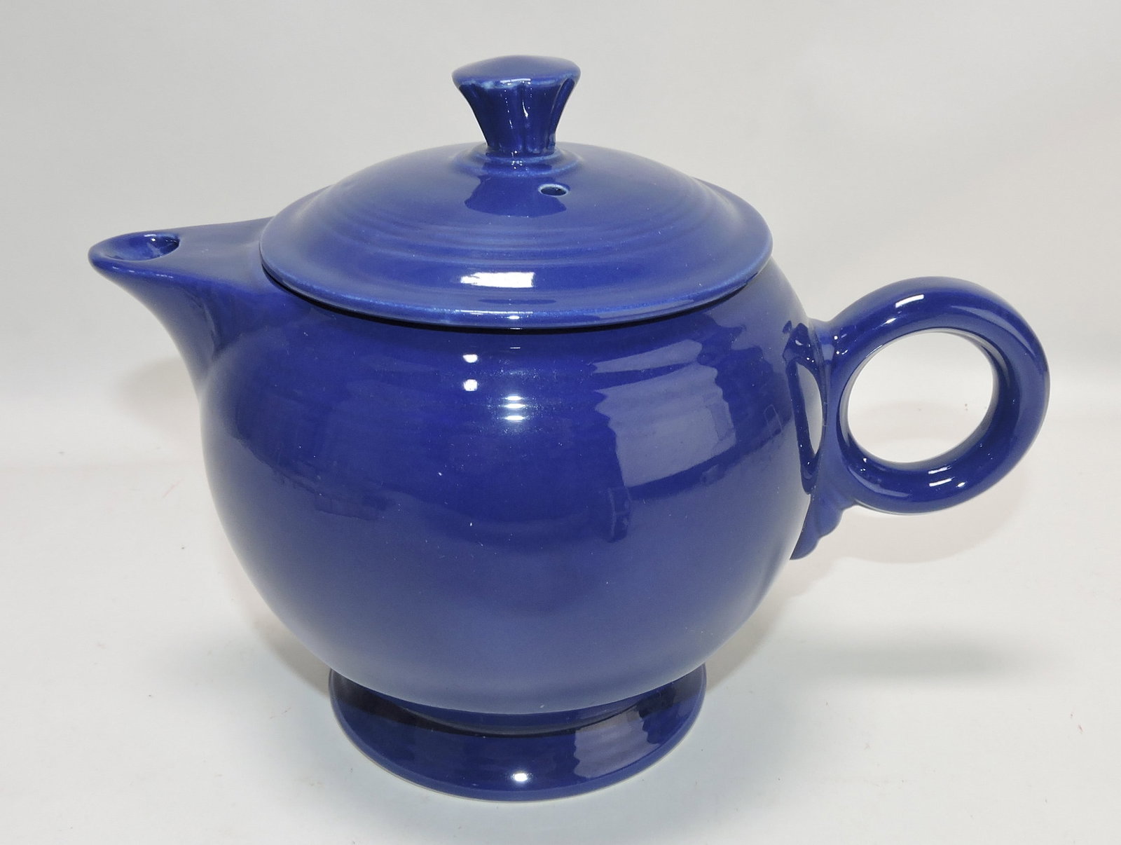 Fiesta large teapot, cobalt (1 of 1)