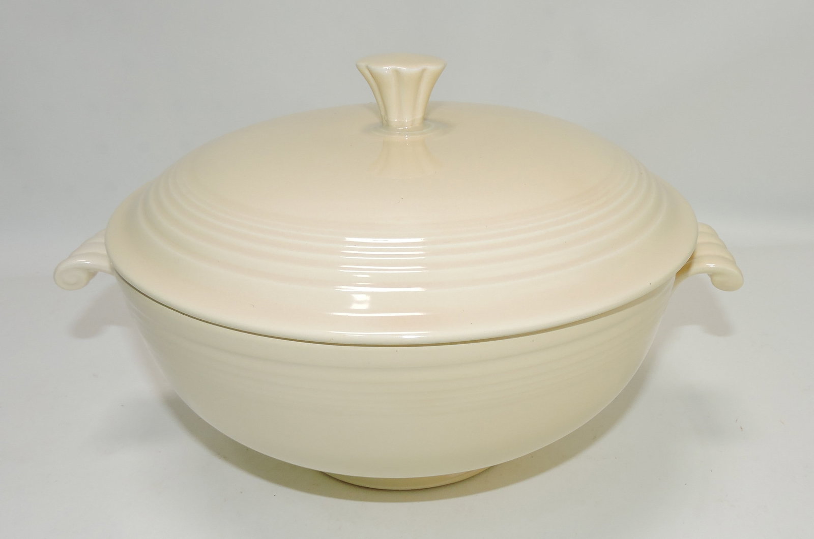 Fiesta casserole, ivory: .